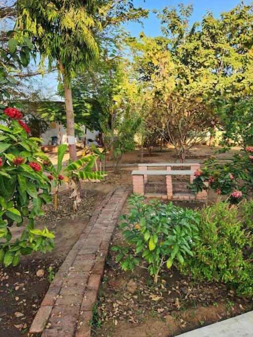 Farmhouse Close To Nature - Kesari Farm Гандинагар Екстериор снимка